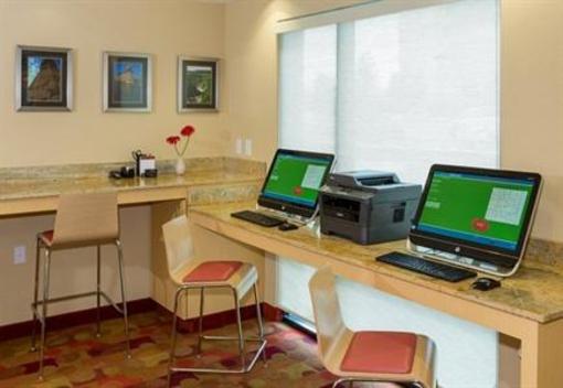 фото отеля TownePlace Suites Buffalo Airport