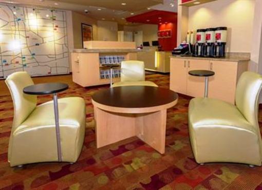 фото отеля TownePlace Suites Buffalo Airport