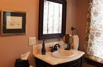 фото отеля Walton Manor Inn B&B