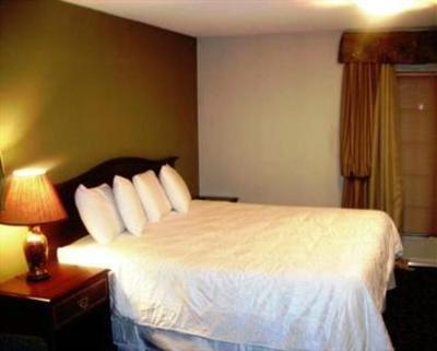 фото отеля Lakeshore Suites Plus