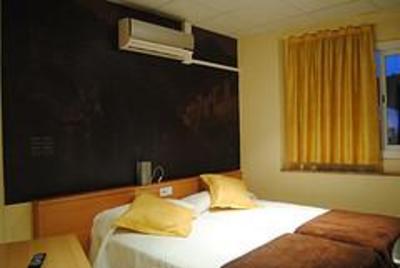 фото отеля Hostal Restaurant Guilleumes