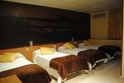 фото отеля Hostal Restaurant Guilleumes