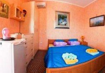 фото отеля Gostinitca Postoialyi dvor Sudak