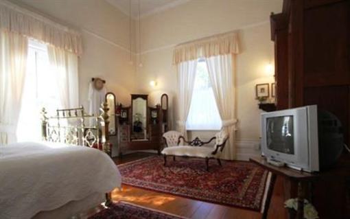 фото отеля Buiten Verwagten Guest House