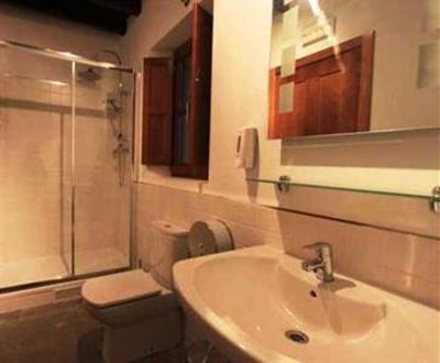фото отеля Al-Andalus Hostel