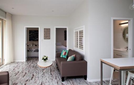 фото отеля Waiheke Central Apartments