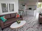 фото отеля Waiheke Central Apartments