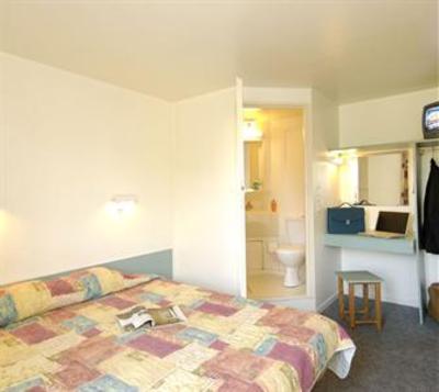 фото отеля Fasthotel Claye Souilly