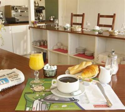 фото отеля Fasthotel Claye Souilly