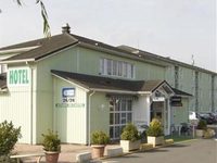Fasthotel Claye Souilly