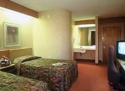 фото отеля Slumber Inn