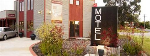 фото отеля Bairnsdale Motel