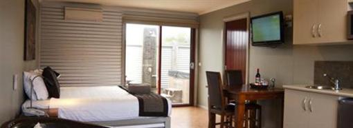 фото отеля Bairnsdale Motel