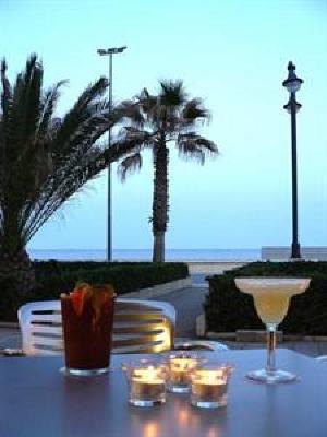 фото отеля Neptuno Hotel Valencia