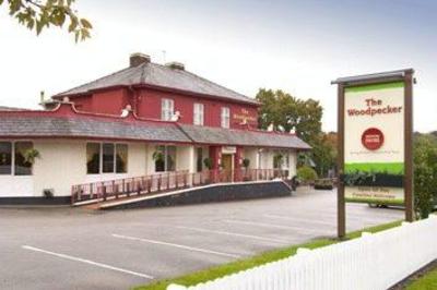 фото отеля Premier Inn Northwich South