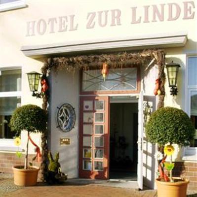 фото отеля Hotel Zur Linde Westerstede