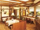 фото отеля Hotel Zum Grunen Wald Villmar