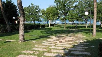 фото отеля Le Corti del Lago Apartments Padenghe sul Garda