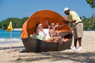 фото отеля Tamarind Cove Hotel Saint James (Barbados)