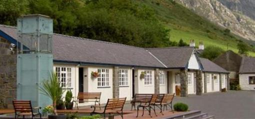 фото отеля Snowdonia Mountain Lodge