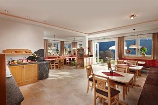 фото отеля Alpenhof Apartments Mittersill