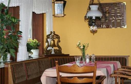 фото отеля Hotel-Restaurant Faehr-Cafe