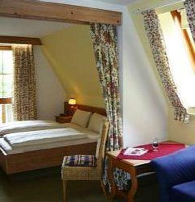 фото отеля Hotel Gasthof Frankengold Gossweinstein