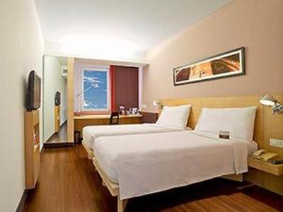 фото отеля Ibis Hotel Gurgaon