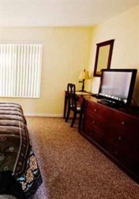 фото отеля Shamrock Corporate Housing Miami Kendall