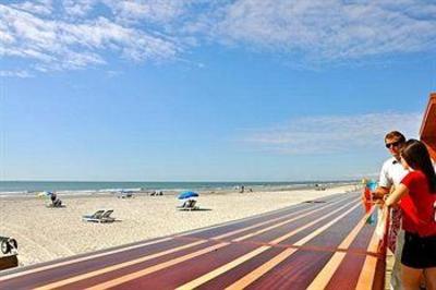 фото отеля Tides Folly Beach