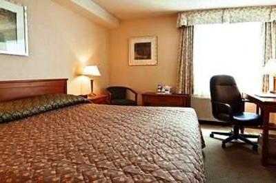 фото отеля Travelodge Toronto North/North York