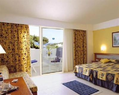 фото отеля Hotel Rocamarina