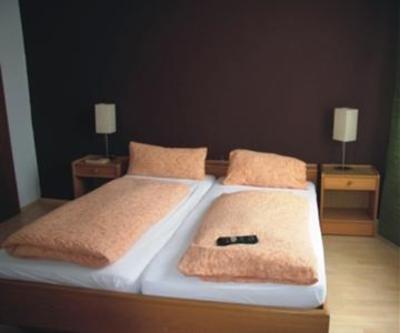 фото отеля Stadthotel Kleiner Berg Friedrichshafen