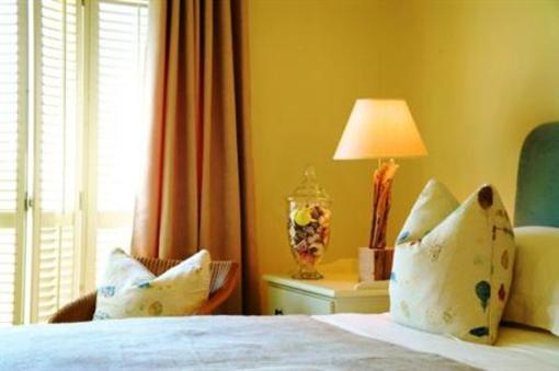 фото отеля Driftwood Hotel Truro