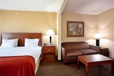 фото отеля Holiday Inn Express Hotel & Suites Lewisburg