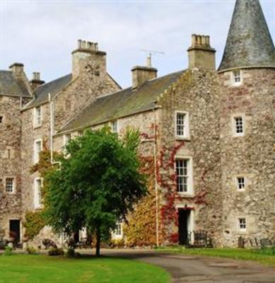 фото отеля Fernie Castle Hotel Cupar