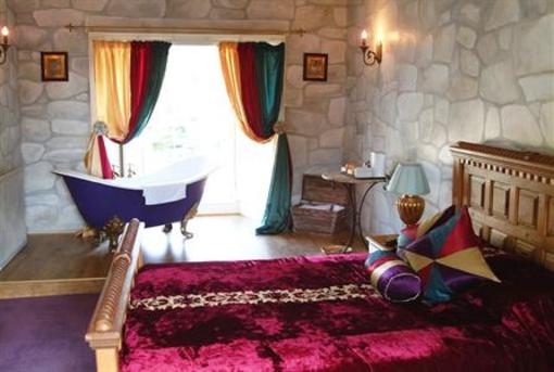 фото отеля Fernie Castle Hotel Cupar