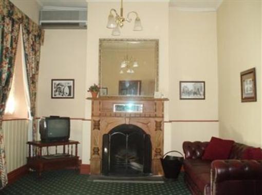 фото отеля Olde Devonshire House