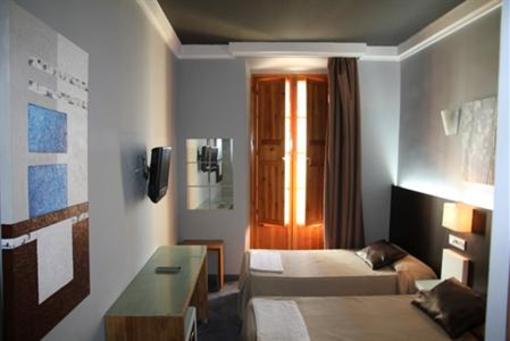 фото отеля Hostal Plaza Ruiz