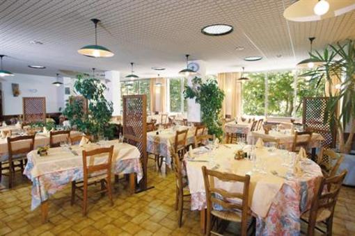 фото отеля Logis Le Ceans Hotel Orpierre
