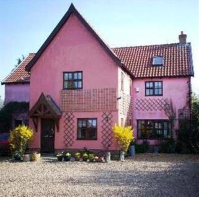 фото отеля Sunnyside South Bed and Breakfast Forncett End