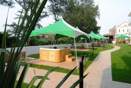фото отеля AJ Onna Building Resort Hotel