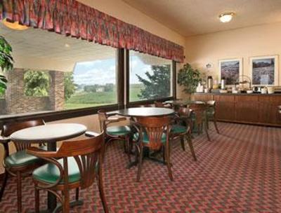 фото отеля Super 8 Motel Washington (Iowa)