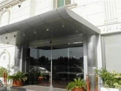 фото отеля Orans Suites 3