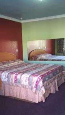 фото отеля Travel Eagle Inn Motel