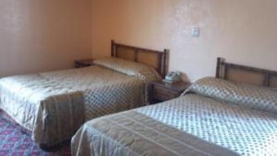 фото отеля Travel Eagle Inn Motel