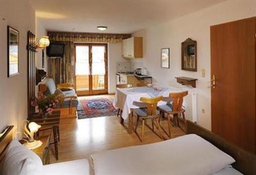 фото отеля Busslehner Pension Achenkirch