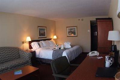 фото отеля Windsor Riverside Inn