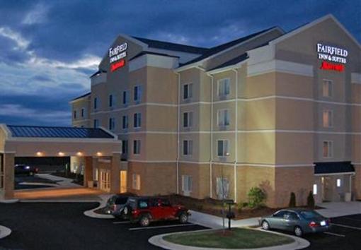фото отеля Fairfield Inn & Suites South Hill