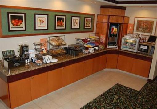 фото отеля Fairfield Inn & Suites South Hill